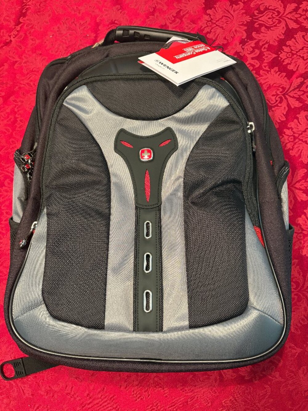 NWT Wenger Swiss Army Pegasus 17" Laptop Backpack